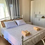 빌라 Tani's House Sarandë