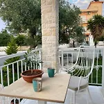 빌라 Tani's House Sarandë