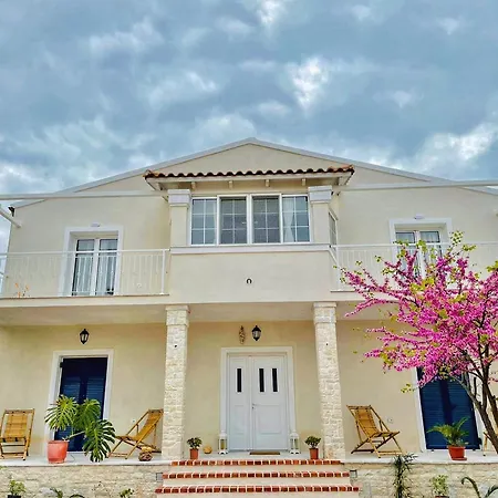 Tani's House فيلة ساراندا