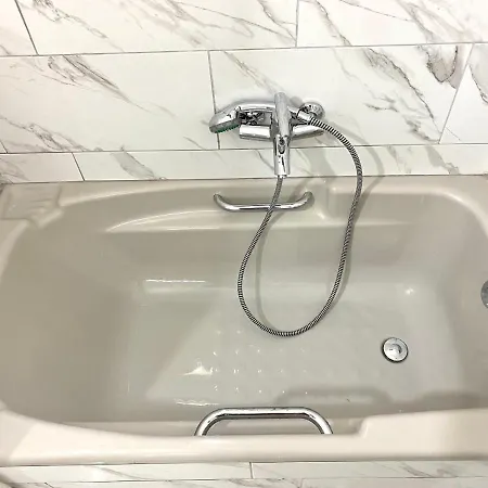 Tani's House فيلة ساراندا