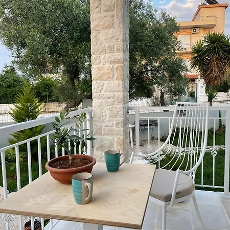 빌라 Tani's House Sarandë