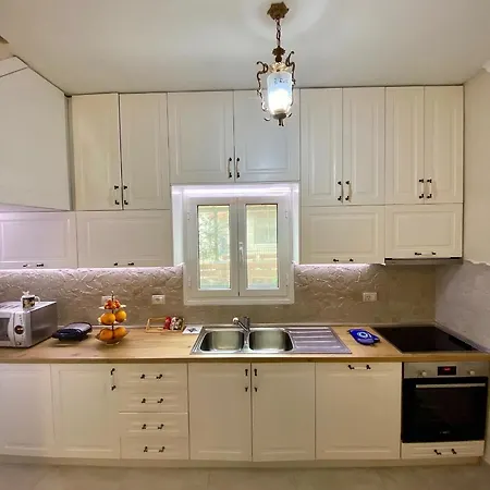 Tani's House Villa *