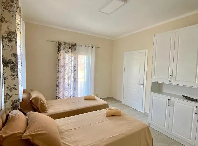 Tani's House * Saranda