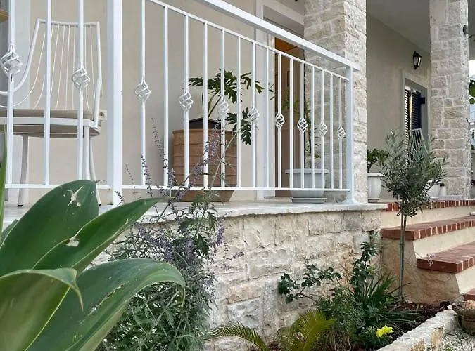Tani's House Villa